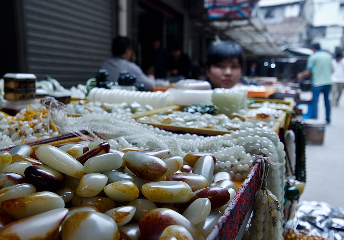 Câu Hỏi Về Chợ Ngọc Bích Nephrite Quảng Châu